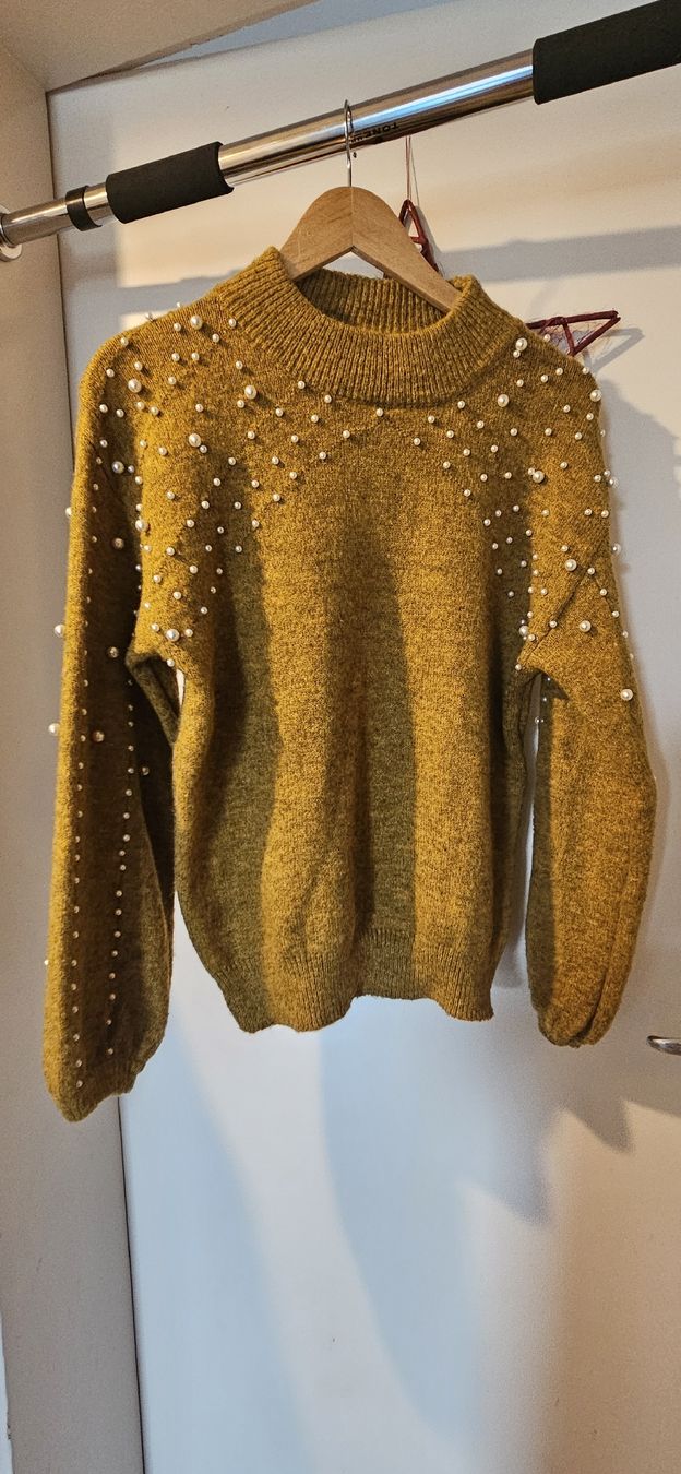 Maglioni & Felpe: Lili & Lala Strickpullover Senfgelb mit Perlen, Grösse L – Usato da Basel venduto da NikaV13