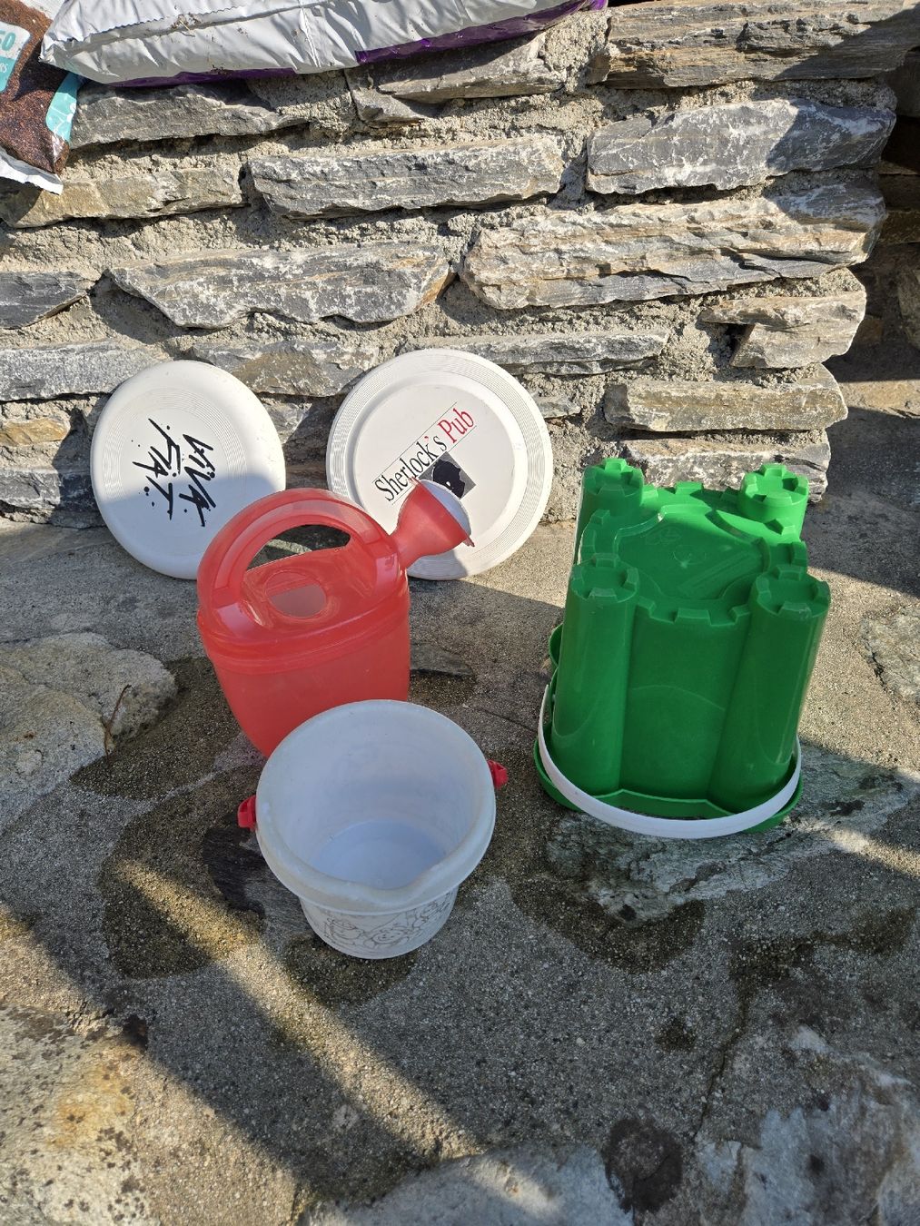Spielzeuge: lot de jouets d'extérieur – Gebraucht aus Sion von Oonathoo 1