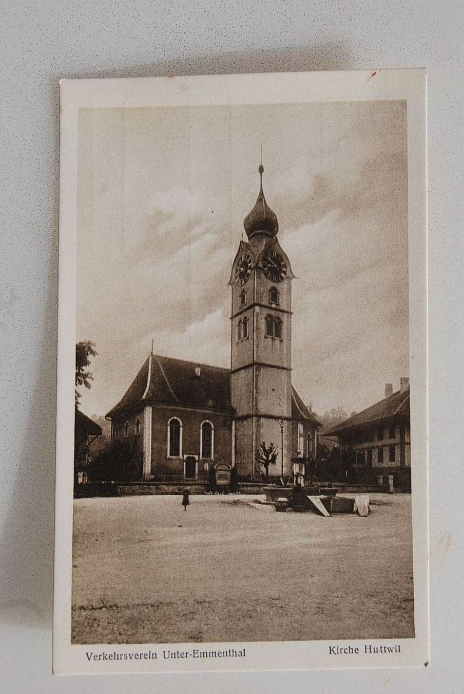 Cartes postales: AK Kirche Huttwil – D'occasion à Rüfenacht BE par Toro06