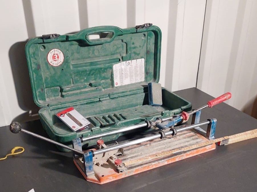 Tutti gli attrezzi: Fliesenschneider Rubi-635 – Usato da Recherswil venduto da paulchen09 2