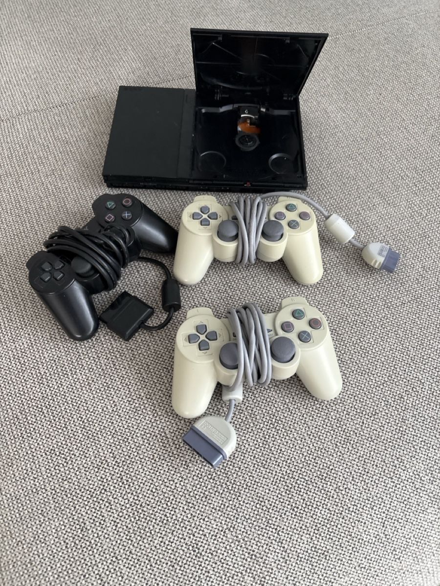 Sony Console: Playstation 2 Slim – Usato da Zürich venduto da regge-jo