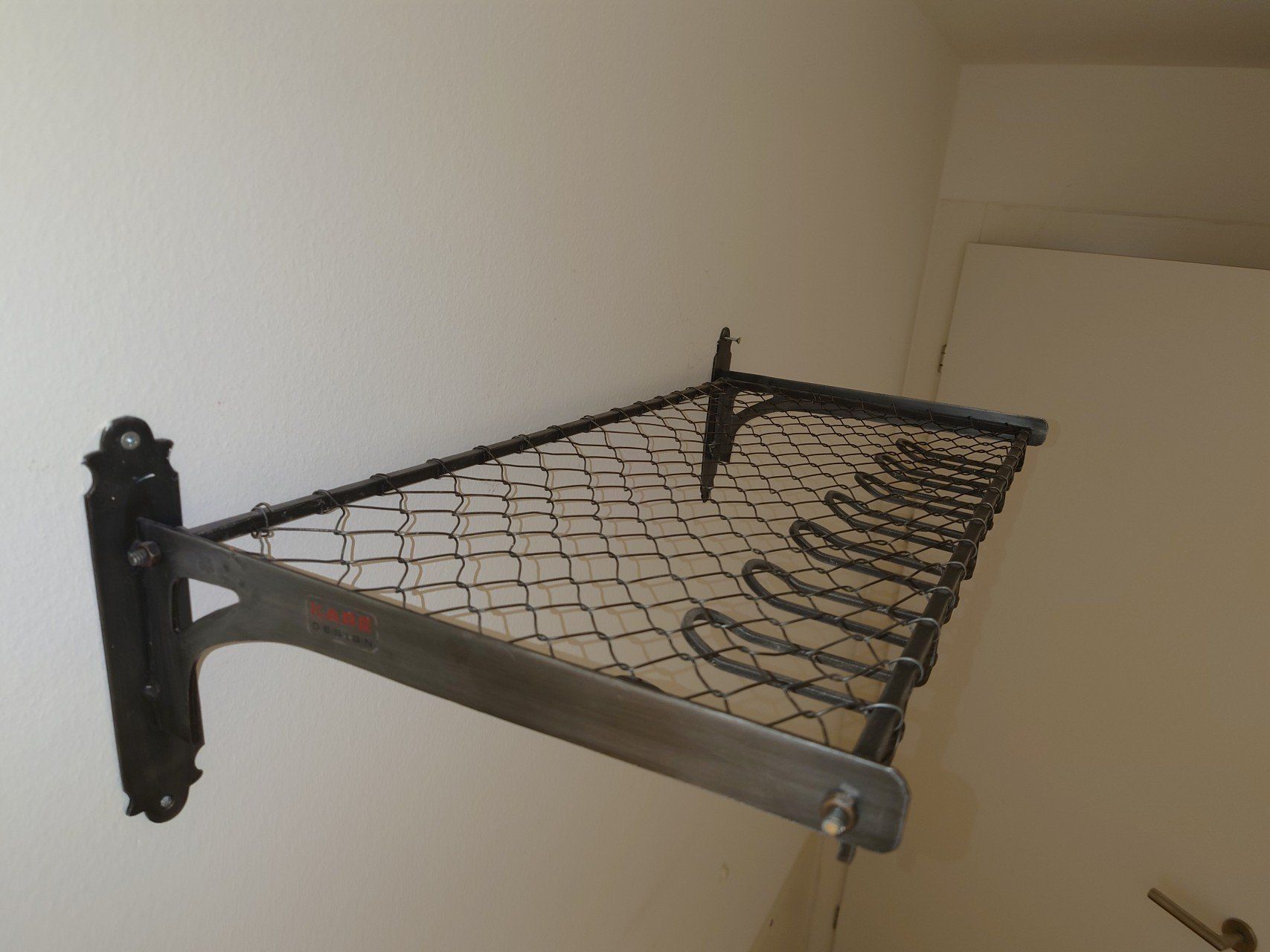Kare Garderobe: Garderobe - Industrial Style von KARE Design – Gebraucht aus Zürich von Itannicy