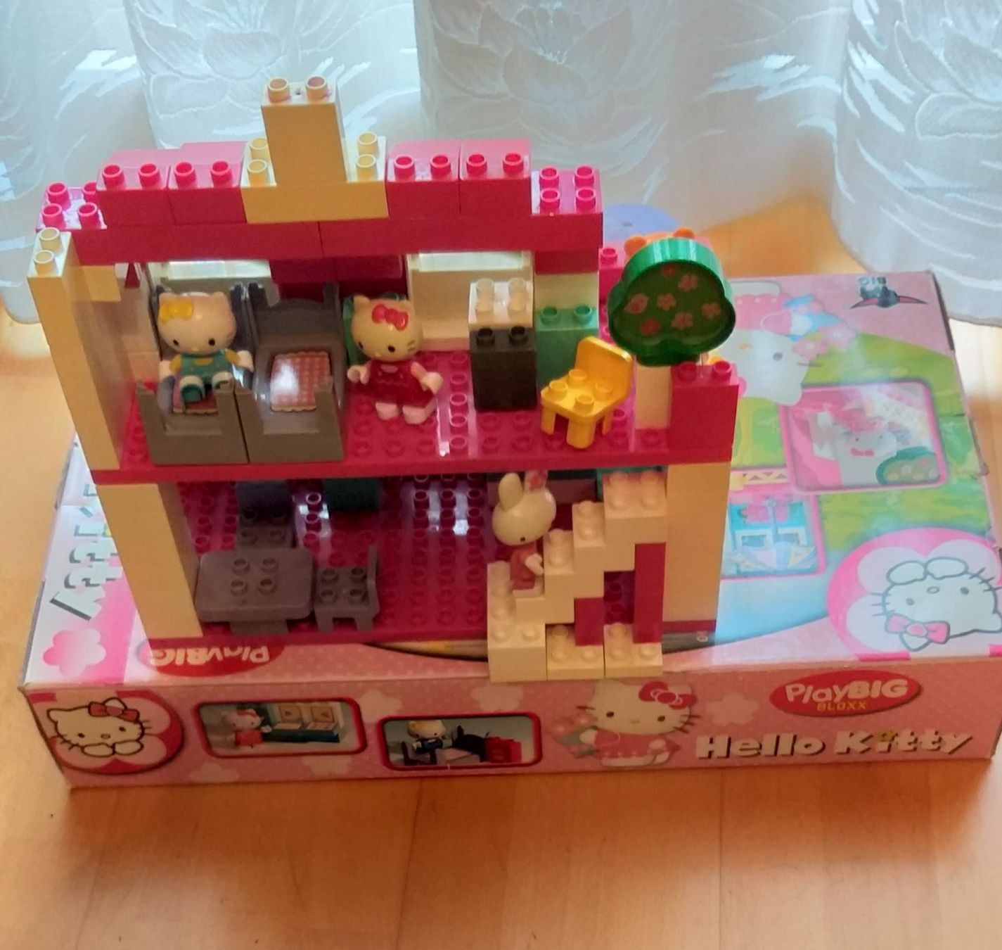 Casette per bambini: Hello Kitty / Play BIG Bloxx / Duplo – Usato da Riehen venduto da WinniePuh4 1
