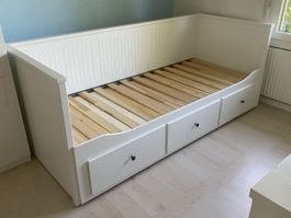 Hemnes Bett ausziehbar 