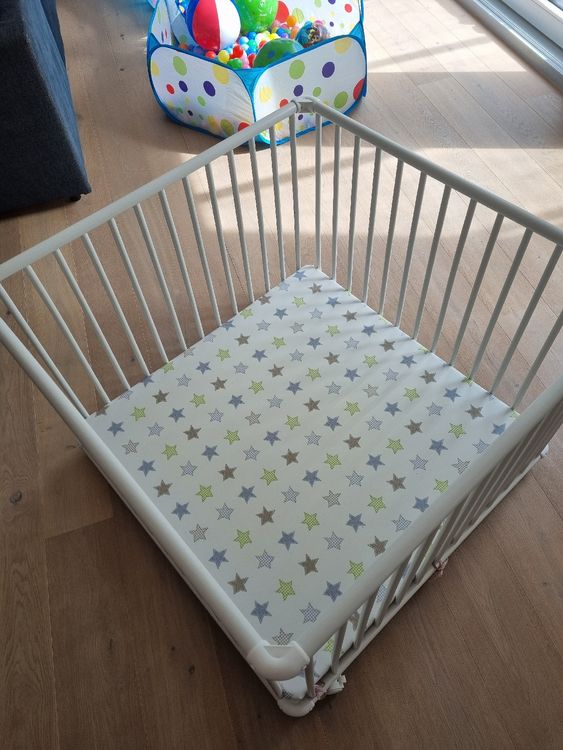 Parcs & barrières de sécurité: Laufgitter mit Nestchen 1×1m zusammenklappbar – D'occasion à Winterthur par Natella_ZH 2