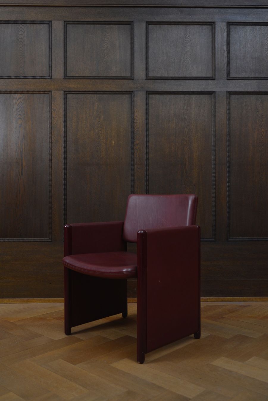 Knoll Poltrone: Knoll Loungesessel weinrotes Leder – Usato da Zürich venduto da unzico 2
