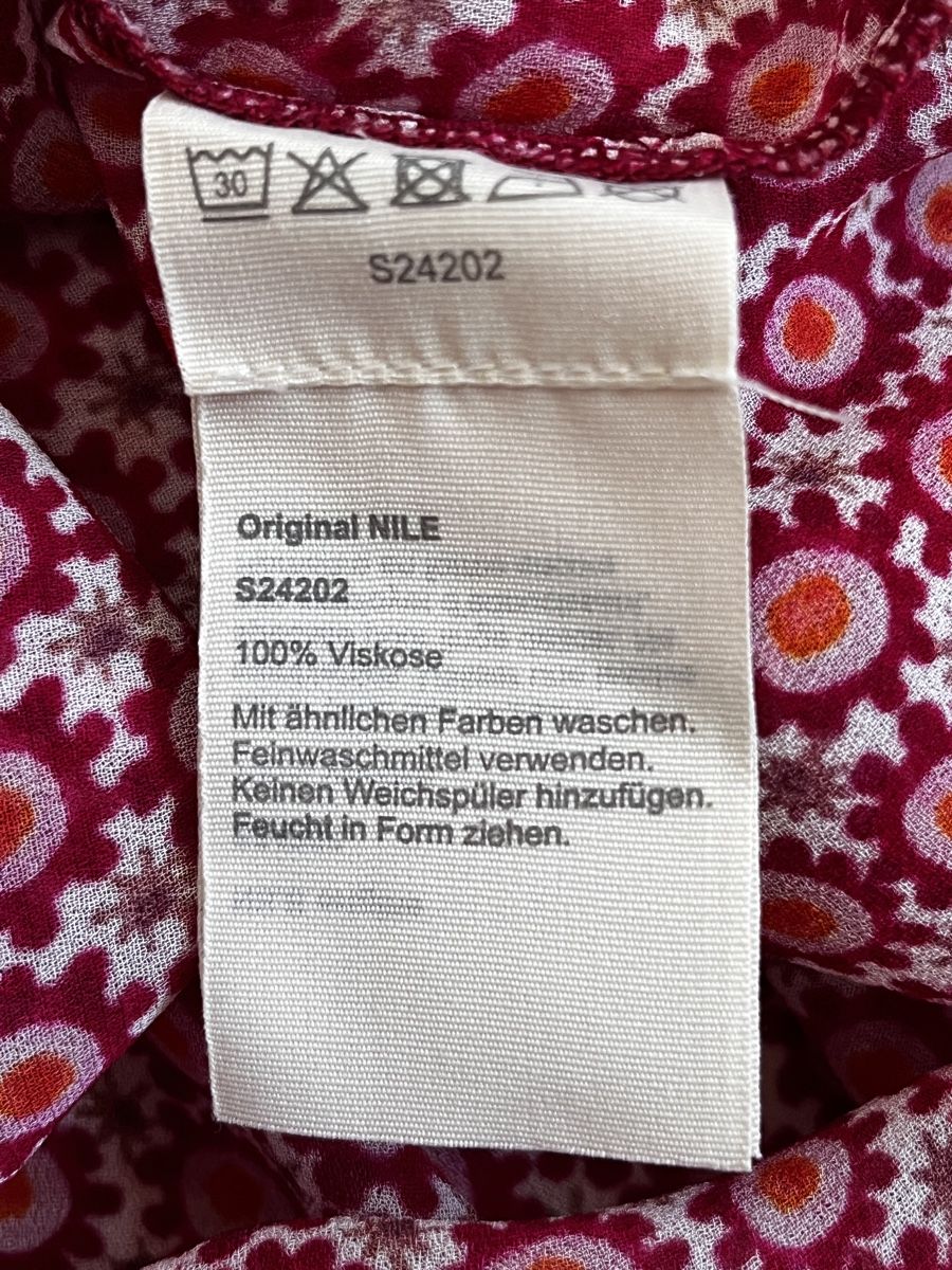 Nile Chemisiers: NILE Bluse mit Muster Grösse S – D'occasion à Zürich par Kleanthy 3
