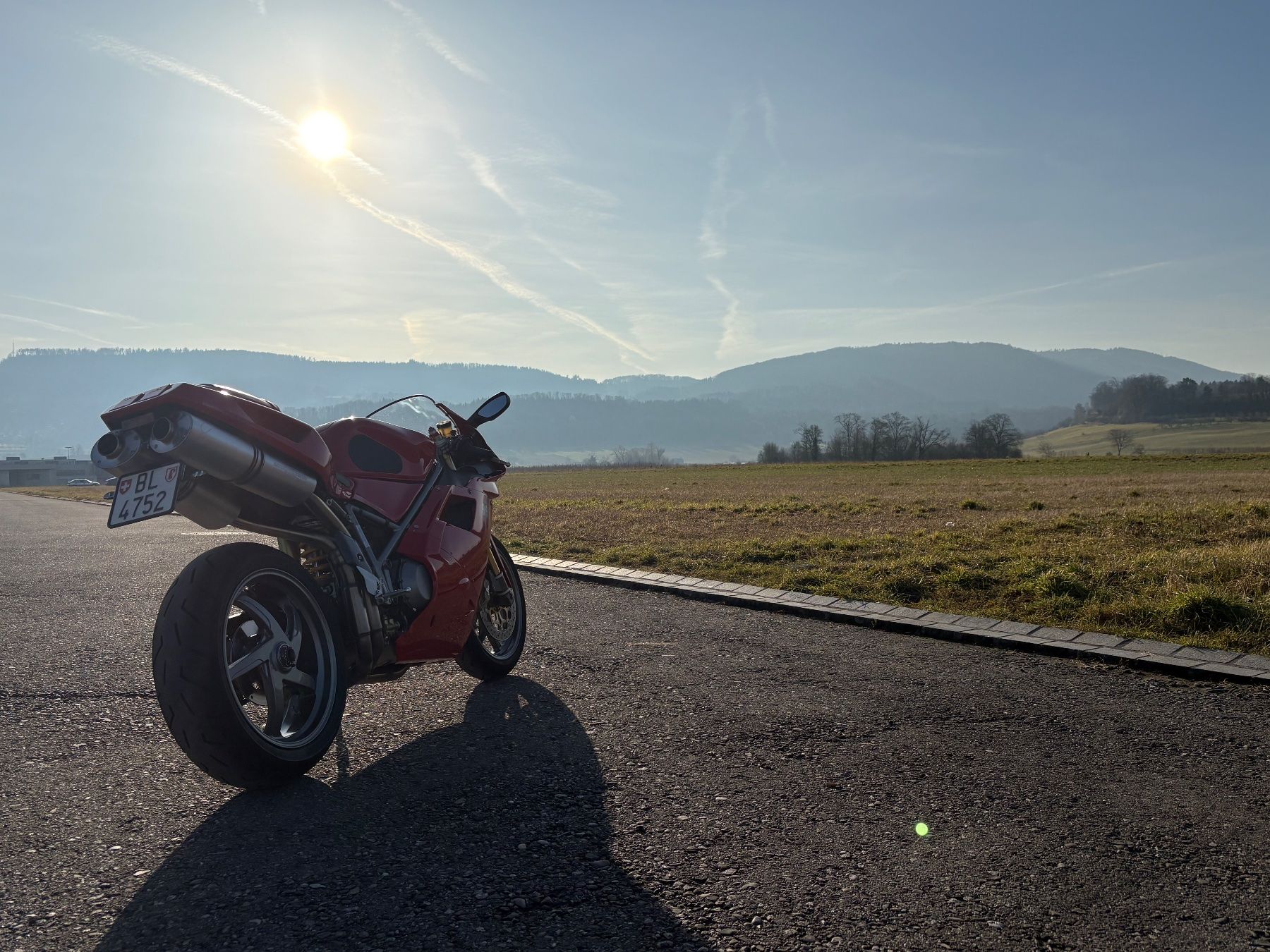 Ducati Strada: Ducati 996 Biposto – Usato da Basel venduto da sisbro 4