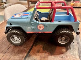 BRUDER Jeep und Land Rover Defender
