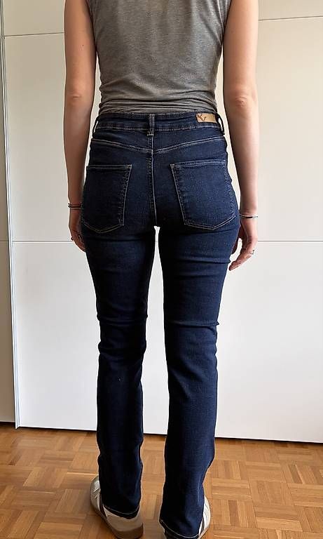 C&A Jeans: Jeans High Waist Slim Grösse 40 – Usato da Basel venduto da Annikalypse 1