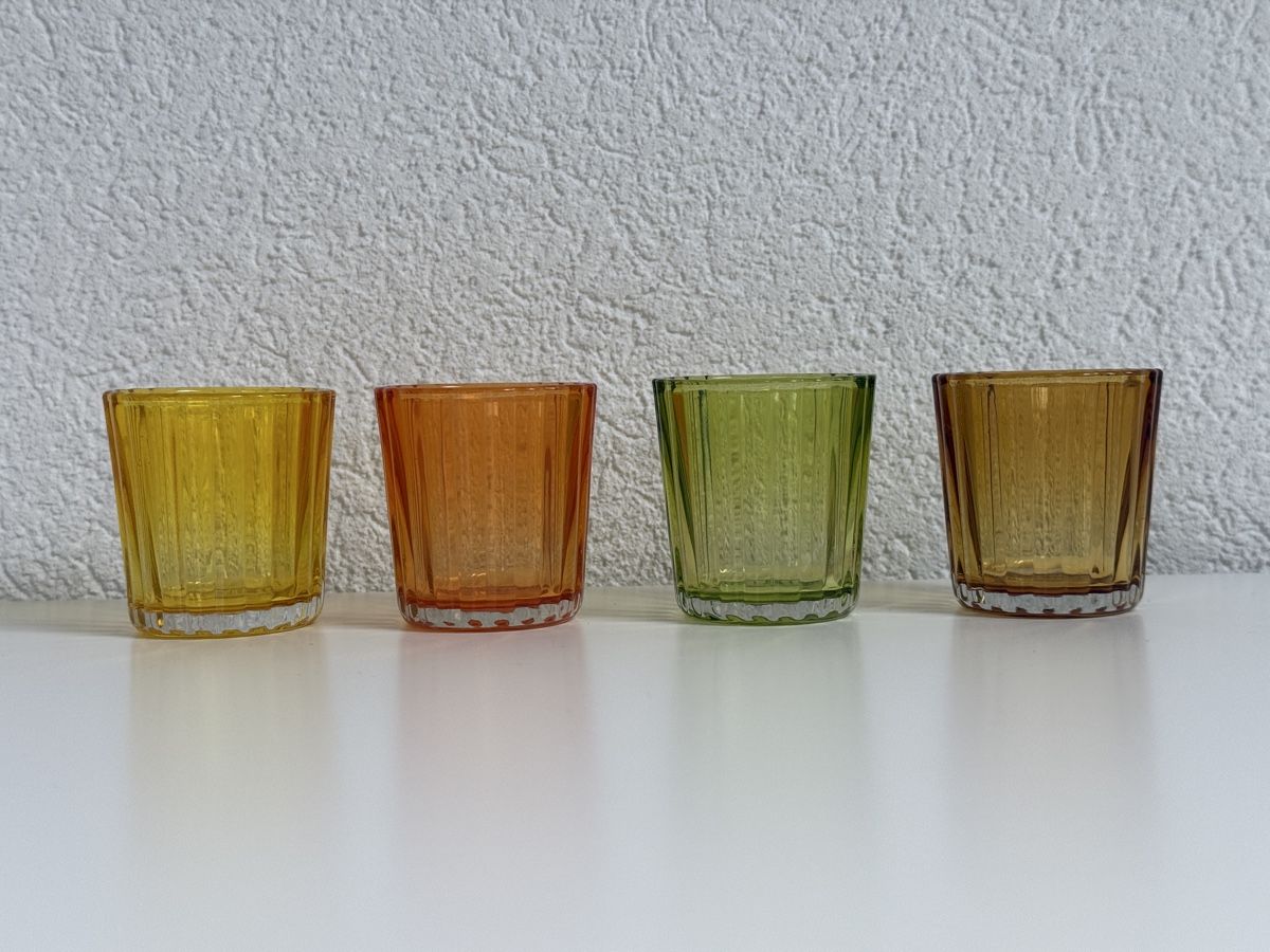 Portacandele: 4er Set Vintage Teelichthalter aus Glas – Nuovo (secondo la descrizione) da Veltheim AG venduto da EVENT-LLS