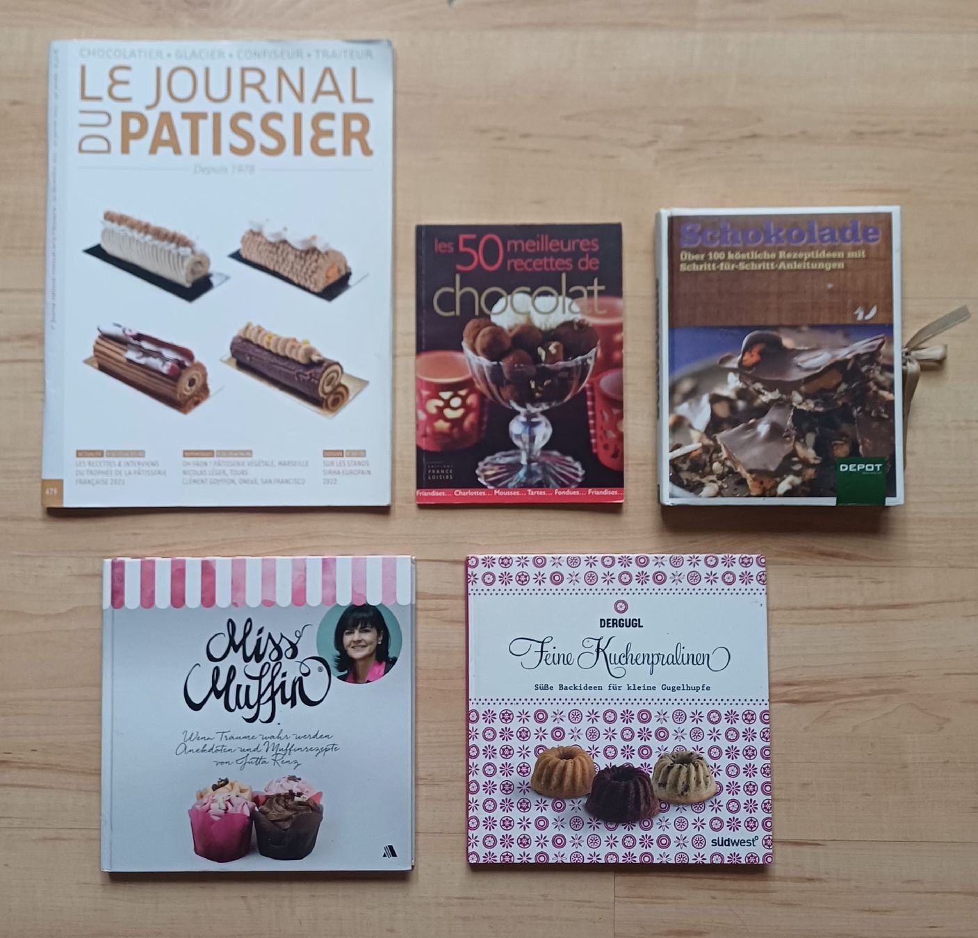 Libri: 5 REZEPTBÜCHER – Usato da Baar venduto da Camii