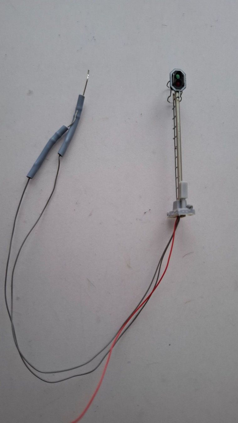 Schneider Modellini di ferrovie: Hauptsignal SBB H0 – Usato da Niederwil AG venduto da Widder51