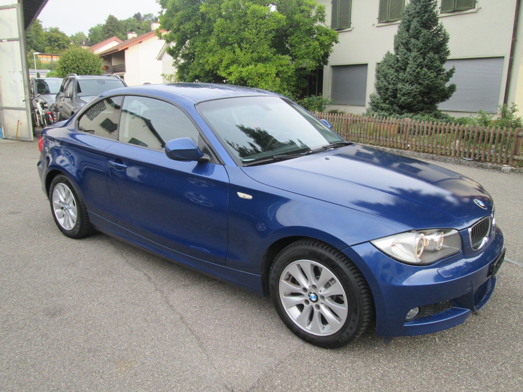 BMW Automobili: BMW 118i Coupé – Usato da Laufen venduto da Garage-Straumann 4