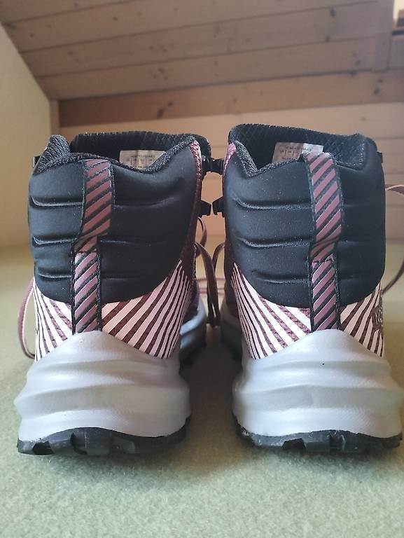 Scarpe da donna: Wanderschuh North Face, Damen Gr. 38 – Usato da Horgen venduto da BrunoCynthia 2