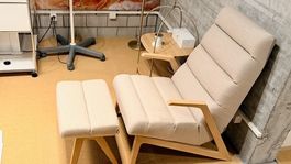 Rolf Benz 580 Sessel + Hocker, Stoff beige, Eiche massiv