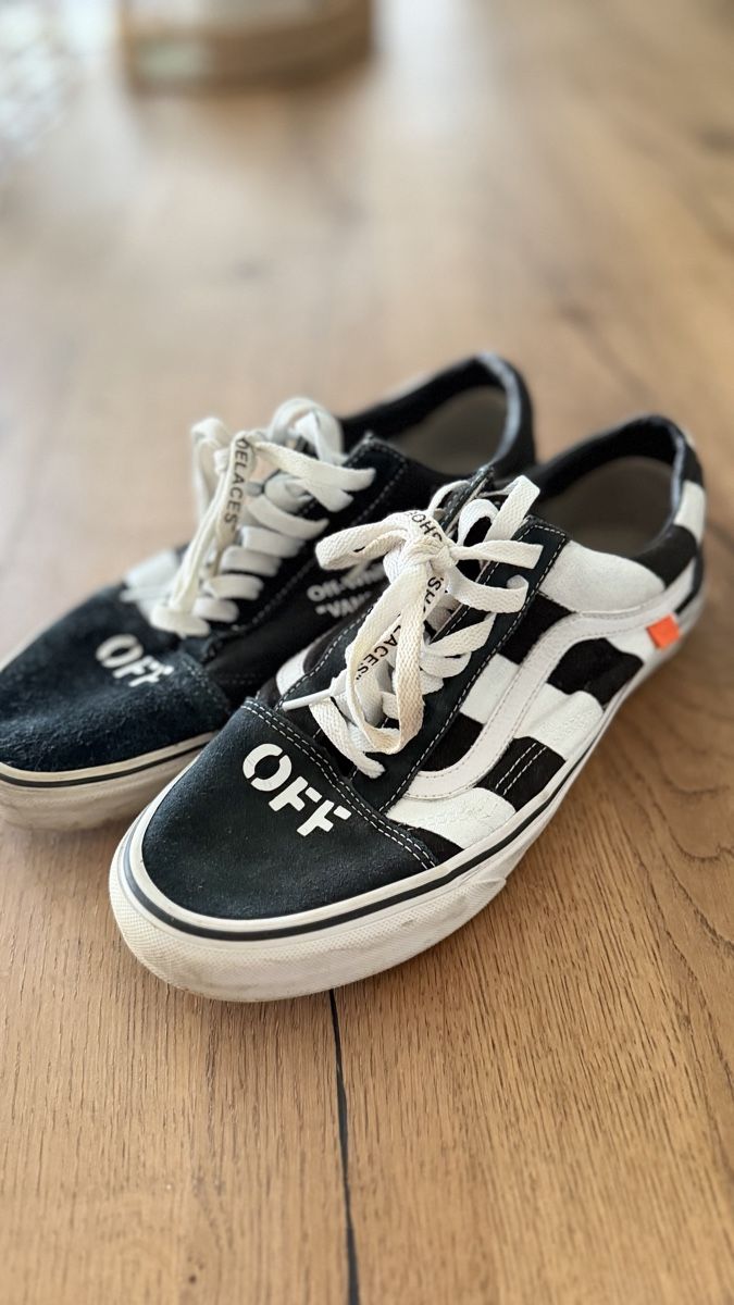 Vans Scarpe da uomo: Vans x Off-White  – Usato da Paudex venduto da Its_sorayadasilva 2