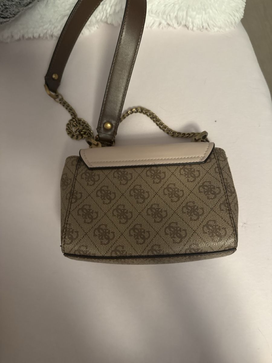 Guess Taschen für Damen: GUESS Tasche – Neu (gemäss Beschreibung) aus Zumikon von Lauraschubiger18 1