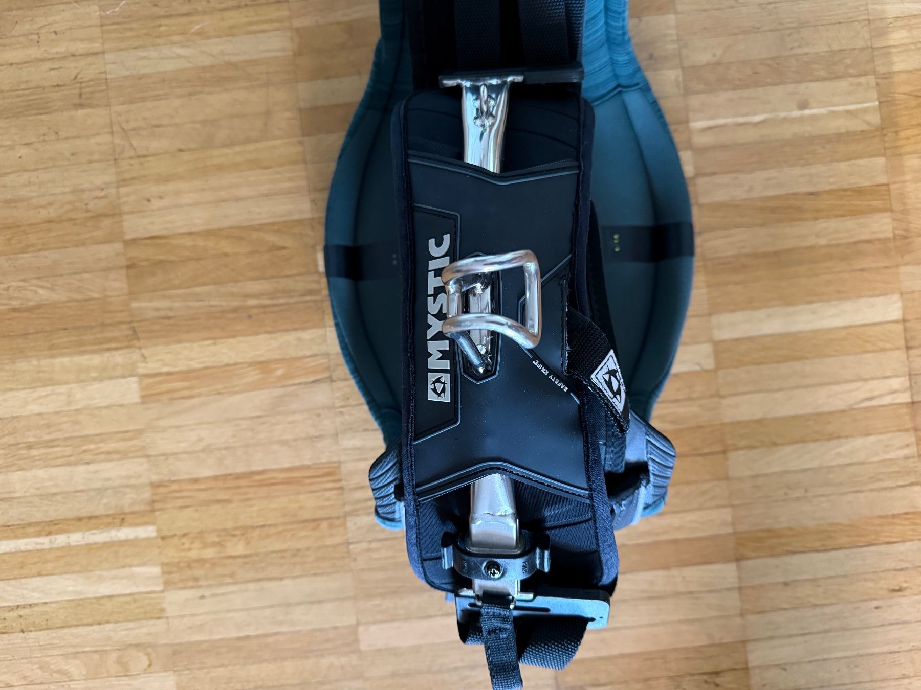 Aquilone: Neues Kitesurf Harness Trapetz xxl – Nuovo (secondo la descrizione) da Emmenbrücke venduto da Boesch500 1