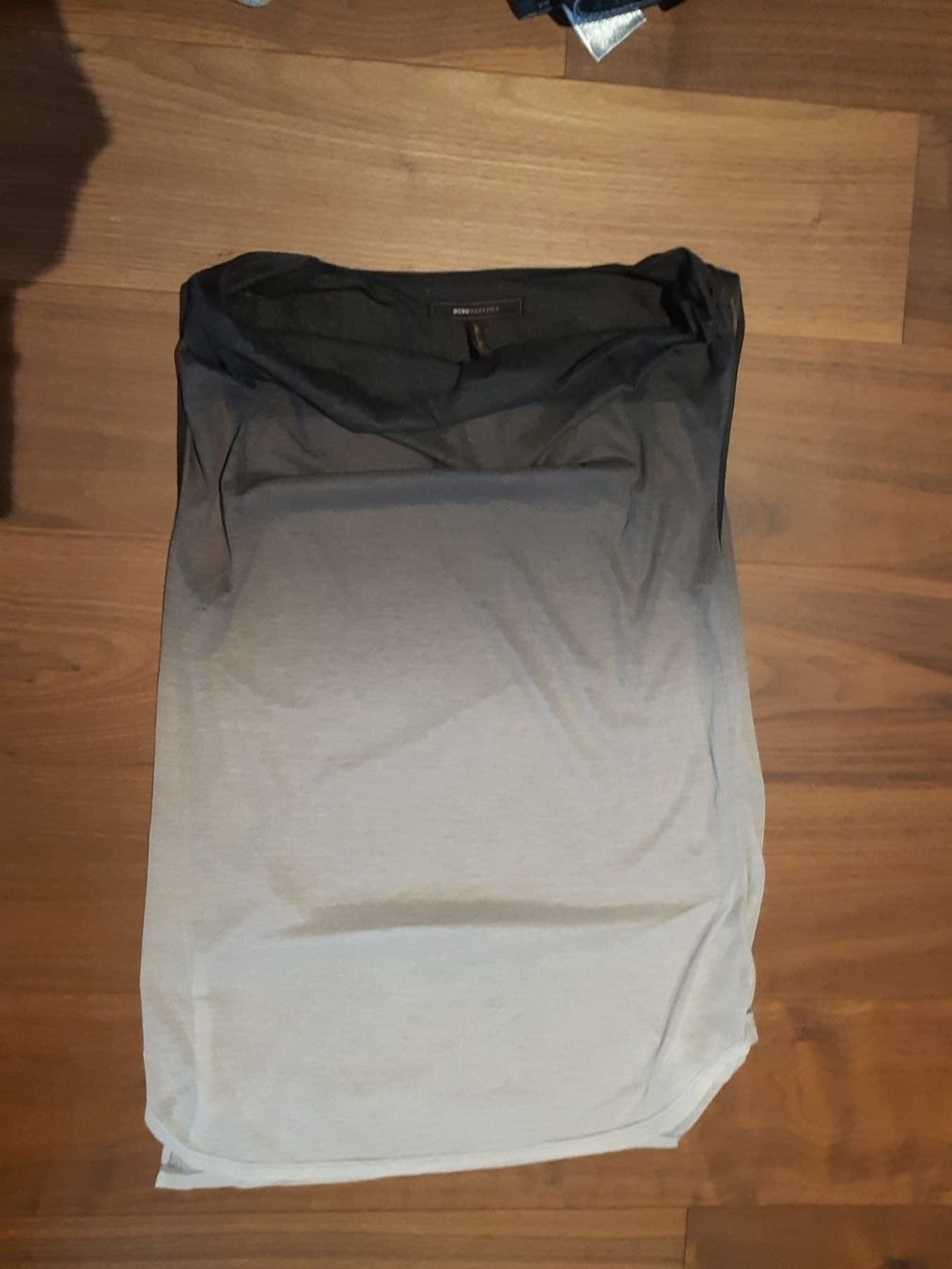 Tops: Top BCBGMAXAZRIA --M – Gebraucht aus St-Sulpice VD von juhdu 1