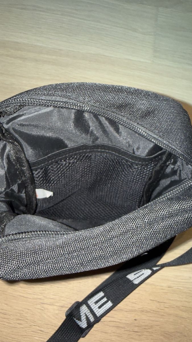 Supreme Borse: Supreme SS18 Shoulder Bag – Nuovo (secondo la descrizione) da Pully venduto da Evgenii13 2