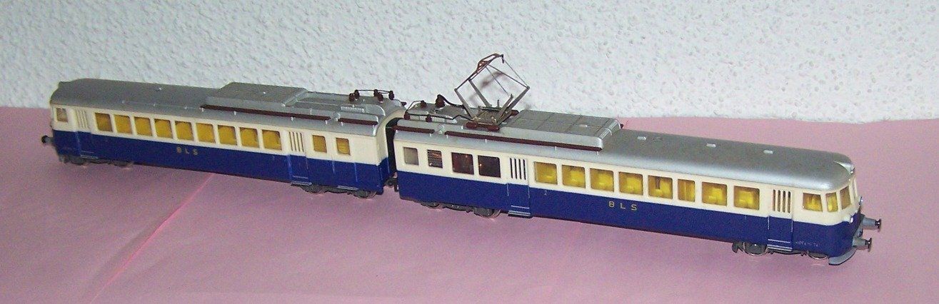 Kleinbahn Modellini di ferrovie: Kleinbahn H0: BLS Doppel-Triebwagen ABFe, DC, super Zustand – Nuovo (secondo la descrizione) da Brüttisellen venduto da Rentner44zh