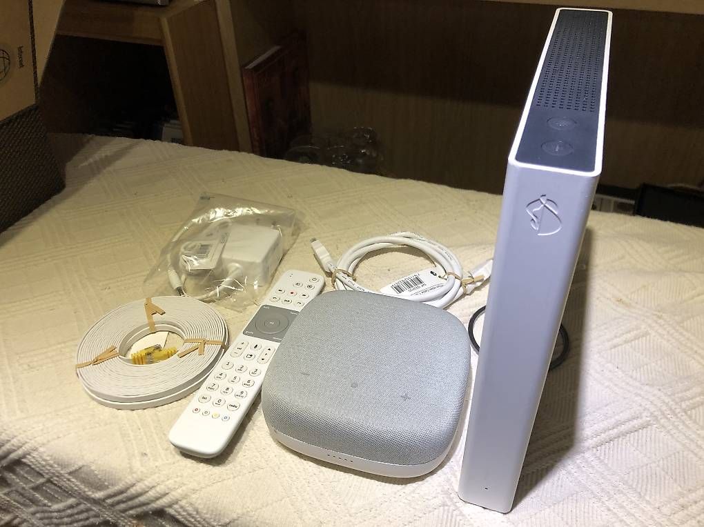 Modems & Router: Routeur et box Swisscom – Gebraucht aus Sullens von Diga47