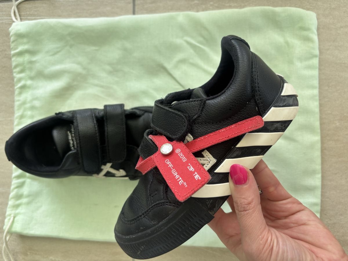 Off-White Scarpe per ragazzi: Off-White Sneaker Gr. 30 (Kids) – Usato da Augst BL venduto da fine-art 2