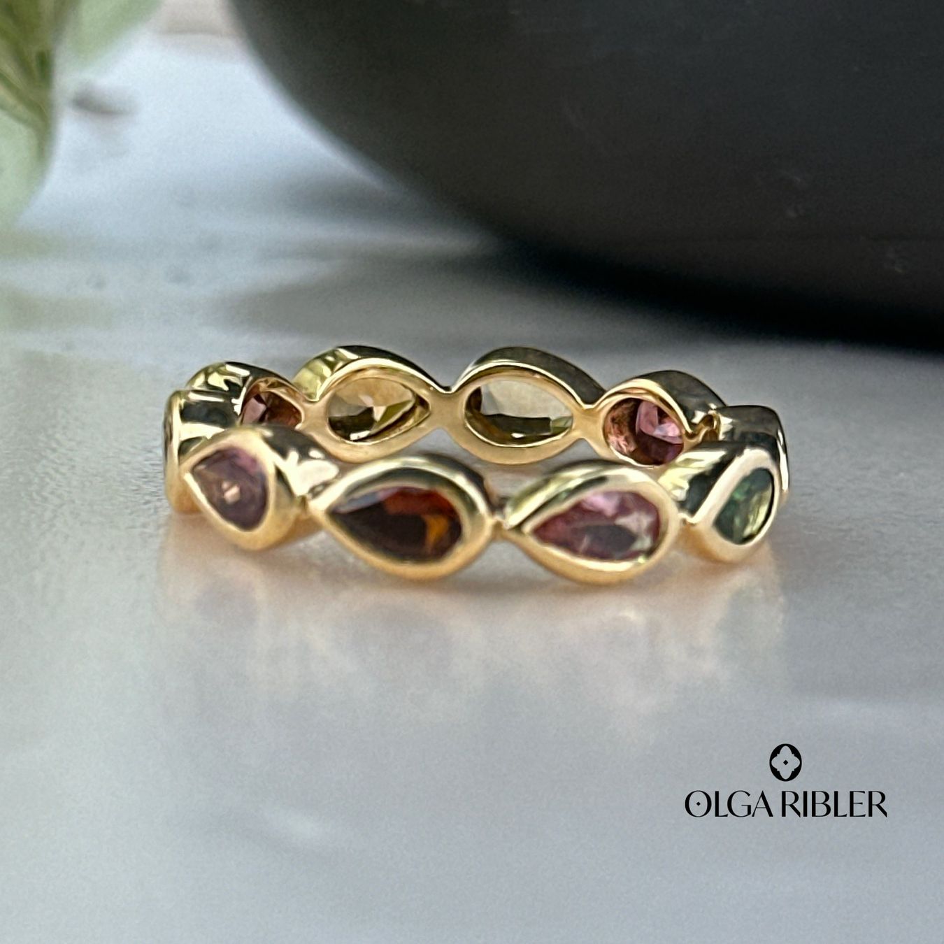 Olga Ribler Ringe: Memory Ring mit Multiturmalinen Grösse 56 – Neu (gemäss Beschreibung) aus Luzern von Schmuckoutlet