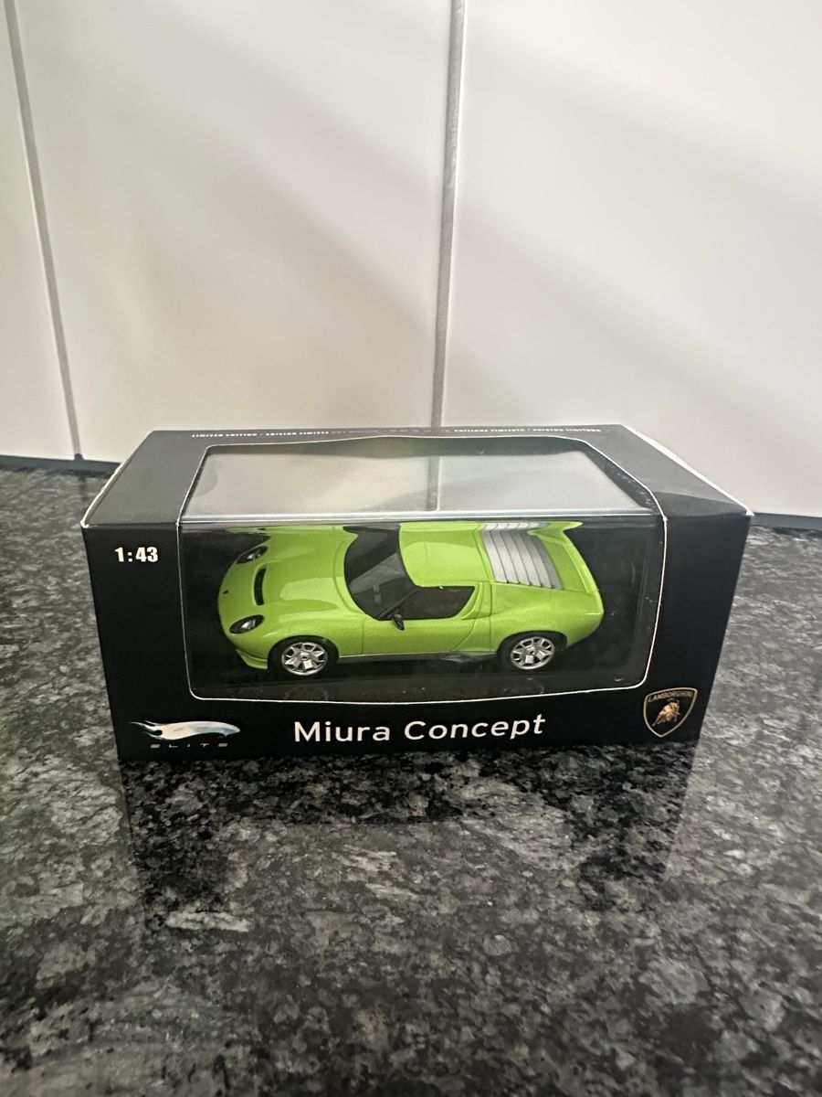 Lamborghini Modellautos: Lamborghini Miura Concept – Neu und originalverpackt aus Inwil von vla_7qf7