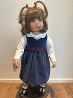 Schöne braunhaarige Puppe von Regina S
