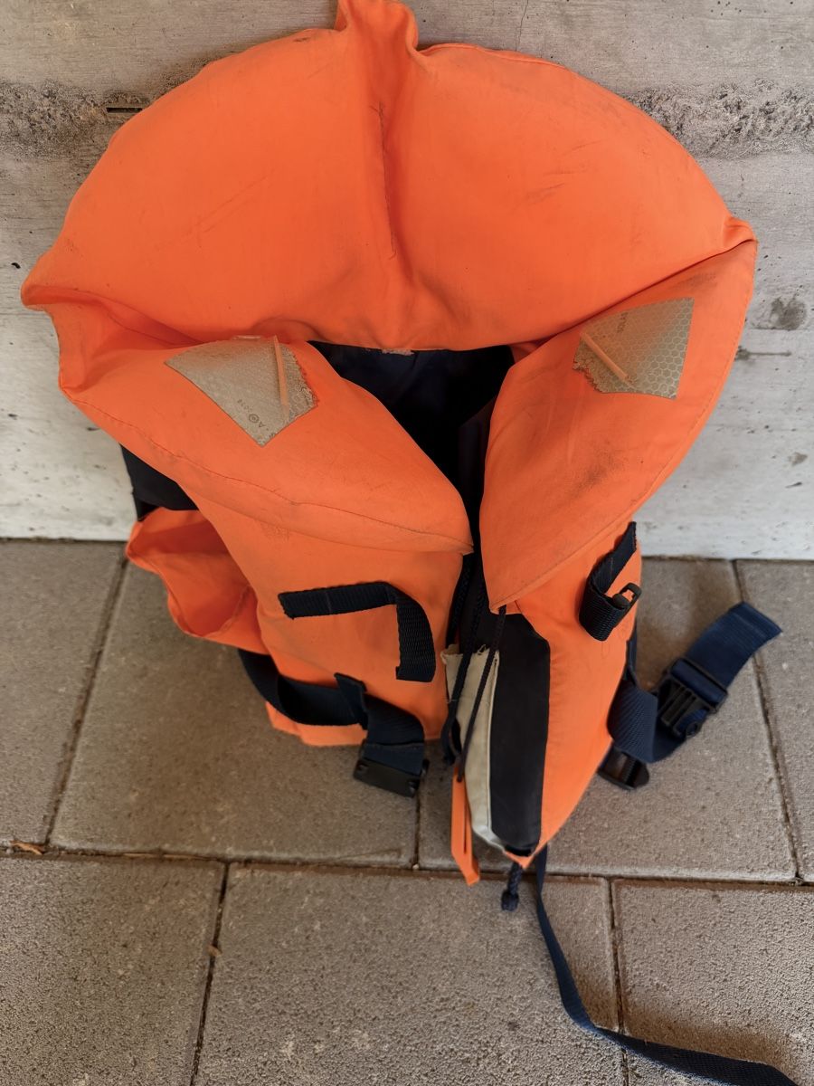 Schwimmwesten: Kinderschwimmweste – Gebraucht aus Langenthal von RMLAN