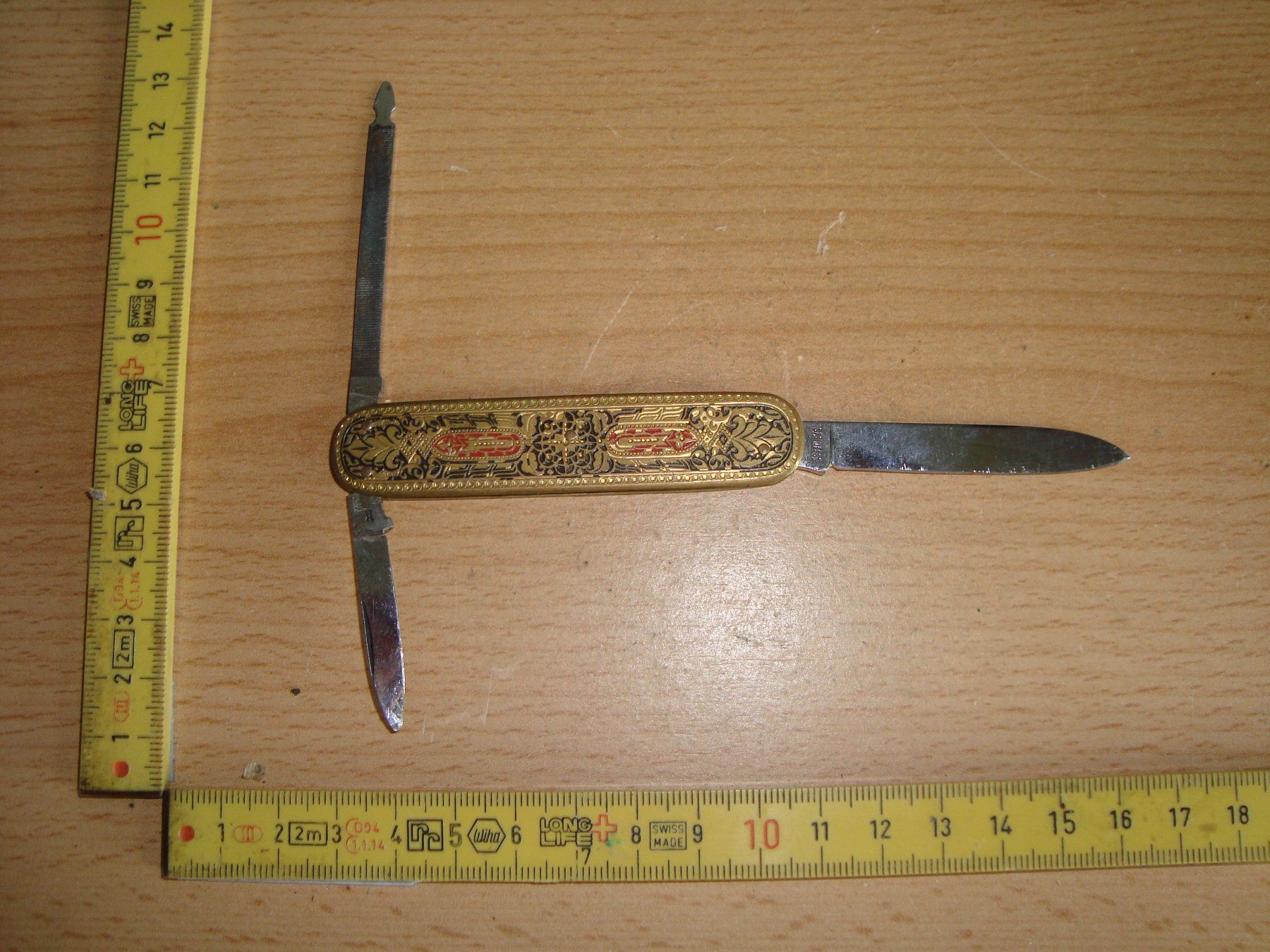 Couteaux de poche: Altes Taschenmesser – D'occasion à Vordemwald par tinumesser 1