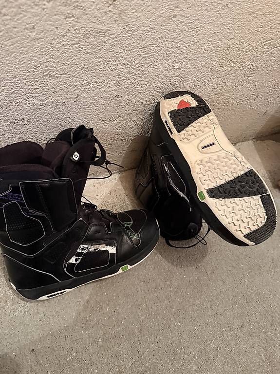Herrenschuhe: Scarpone snowboard Salomon – Gebraucht aus St. Moritz von fgu_z8vn 2