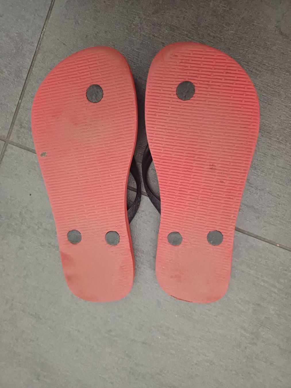 Havaianas Scarpe da uomo: Flip Flops Havaianas Gr. 35 – Usato da Dietwil venduto da dari2008 1