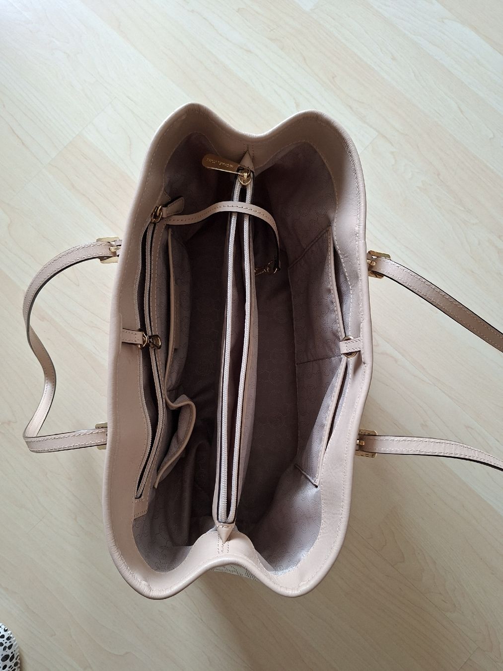 Michael Kors Taschen für Damen: Michael Kors Tasche beige – Gebraucht aus Rieden AG von Beatriz.Oliveira 3