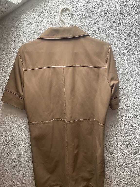 Vestiti: JOOP! Echtlederkleid Camel/Taupe Gr. 38 – Usato da Rorschach venduto da Lauraq12 2