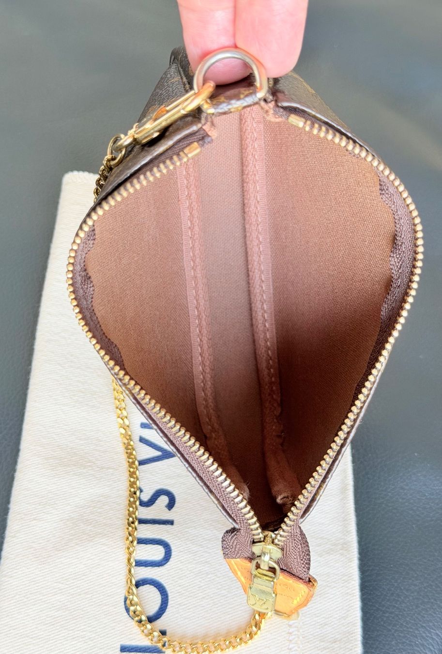 Louis Vuitton Taschen für Damen: Louis Vuitton Mini Pochette Accessoires – Gebraucht aus Reinach AG von gab_8s7m 8