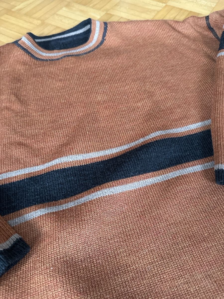 Maglioni & Felpe: Reversible Knit Sweater – Usato da Luzern venduto da s_m_6skd 2