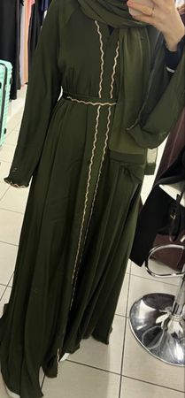 Abaya Kleid Olivgrün mit Goldverzierungen neuwertig