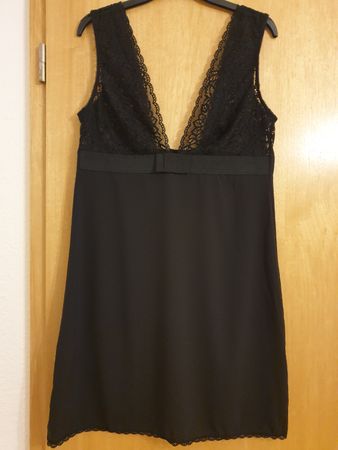 Nuisette M, noir, viscose, dentelle, excellent état