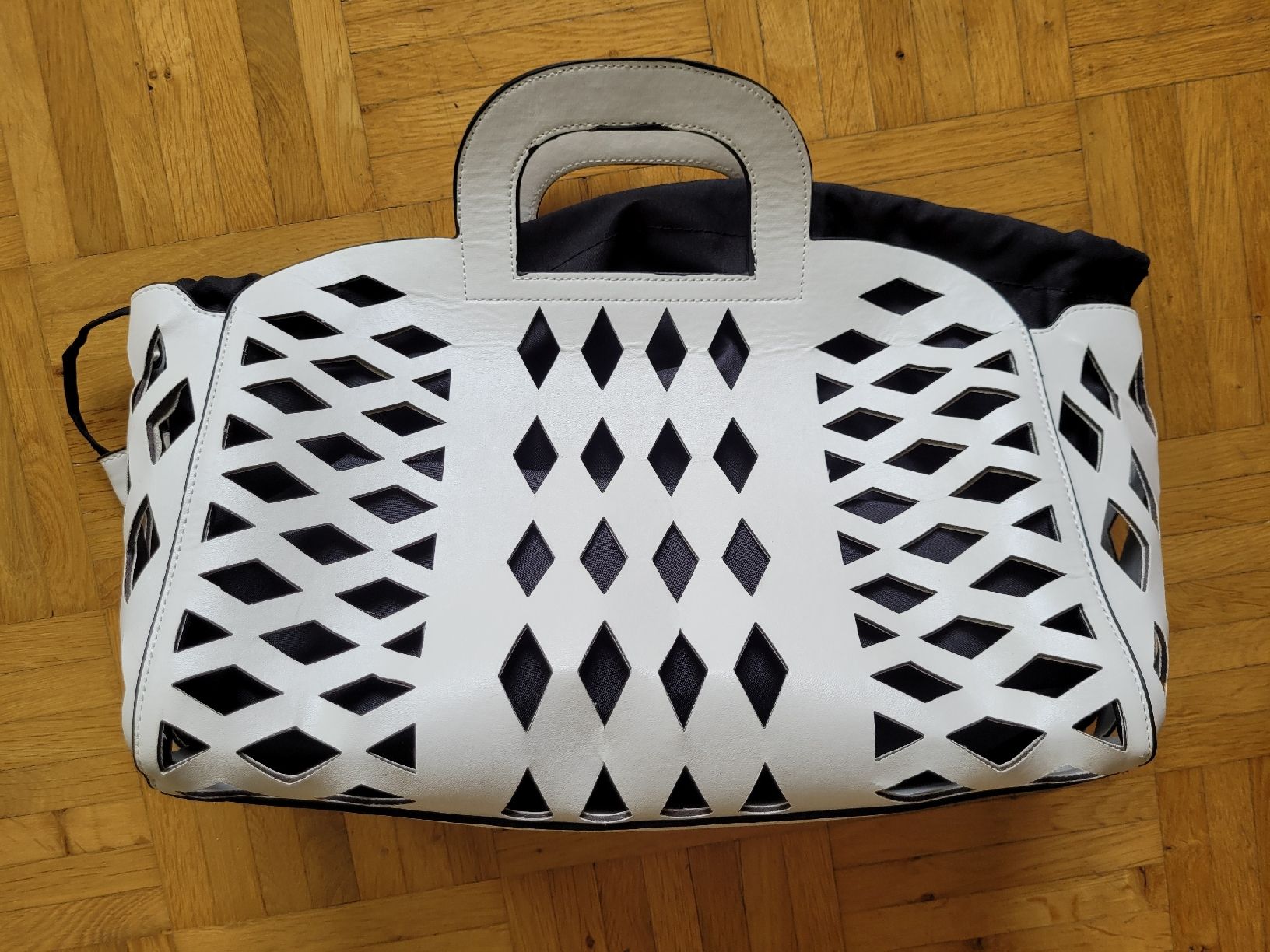 Orsay Sacs femmes: Handtasche "ORSAY" – D'occasion à Flims Waldhaus par cil_6n8t