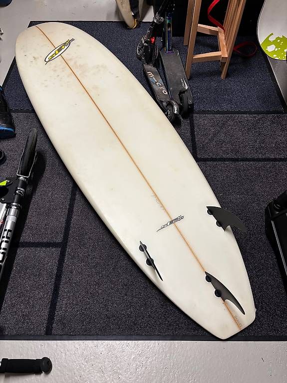 Tavole da surf e di nuoto: SET Surfboard 6'10 Surfbrett – Usato da Kriens venduto da janbreitenmoser 1