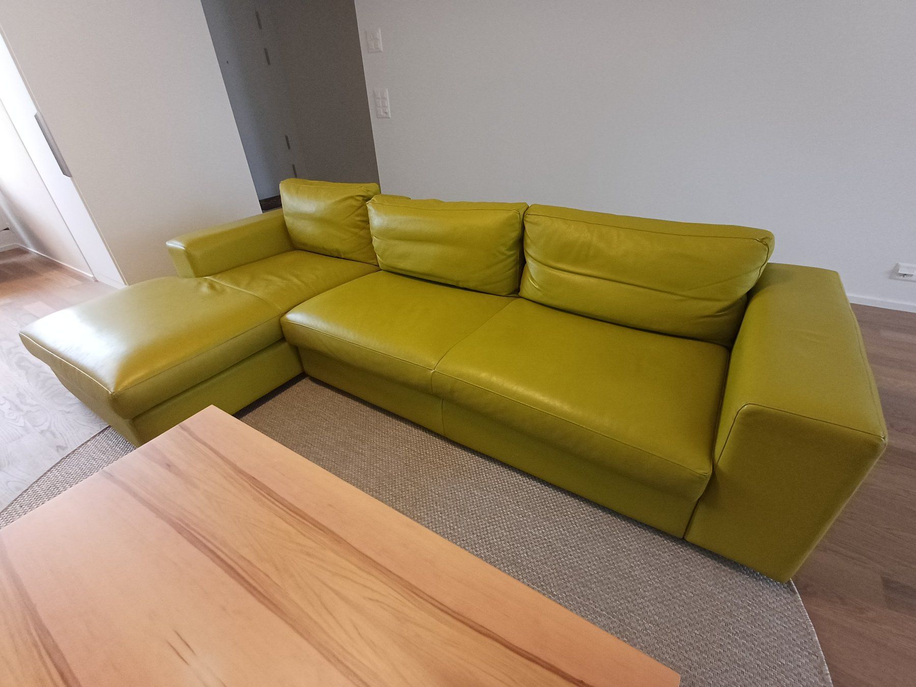 Sofas: Ledersofa – Gebraucht aus Wiesendangen von jan_jd8j 2