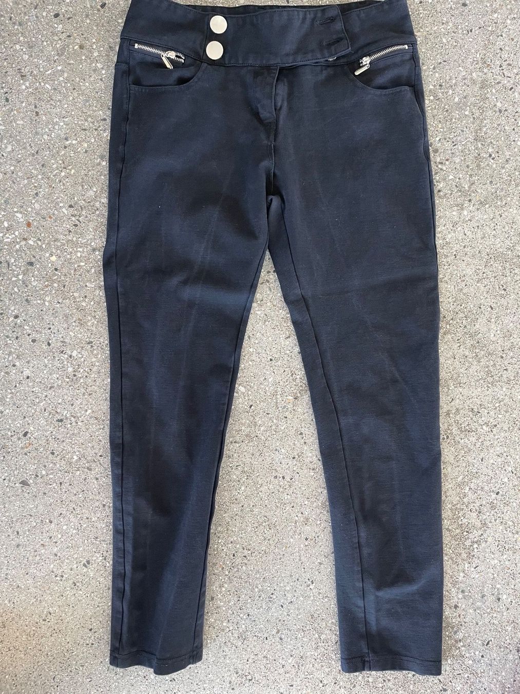 Hosen: Pantalon femme – Gebraucht aus Sion von tchana77