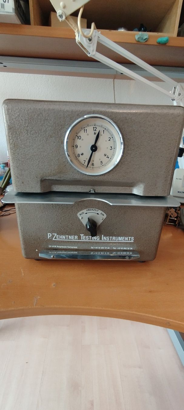Orologi da terra & Orologi da parete: horloge d'usine – Usato da La Chaux-de-Fonds venduto da jac_9llg