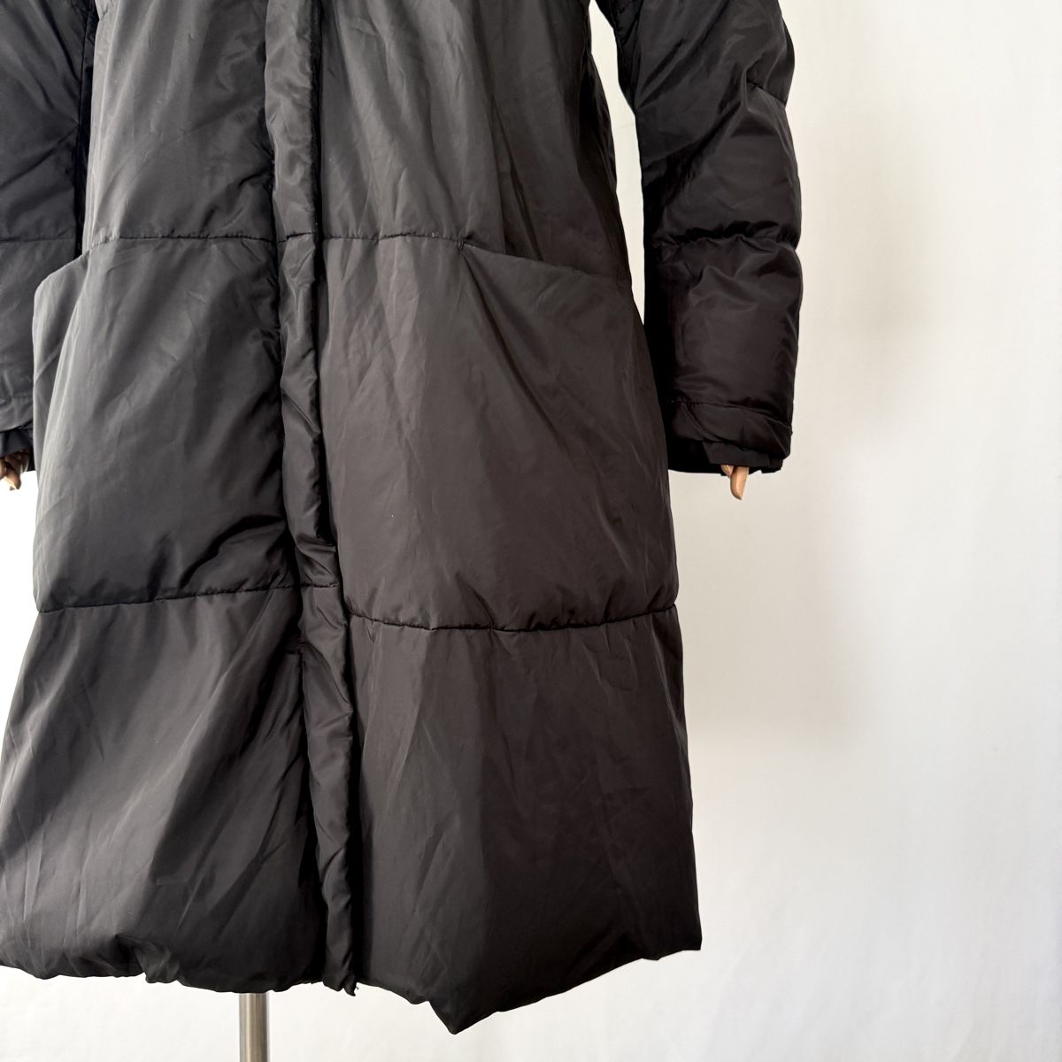 Rundholz Cappotti: RUNDHOLZ Down Coat – Nuovo (secondo la descrizione) da Emmen venduto da Avviivva_Com2023 2