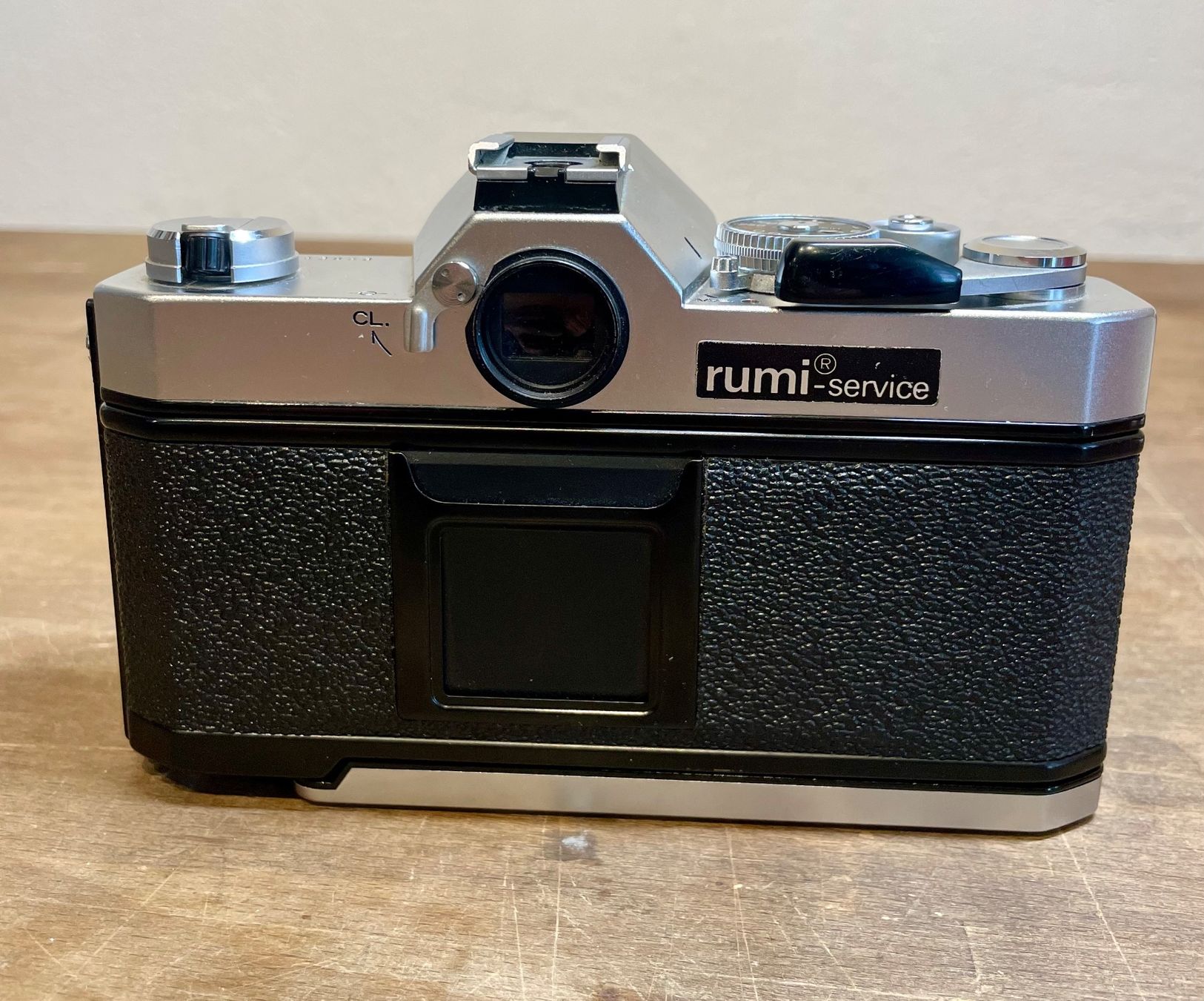 Konica Kamera: Konica Autoreflex T3 mit 3 Objektiven und Lederetui – Gebraucht aus Bern von annalara12 4