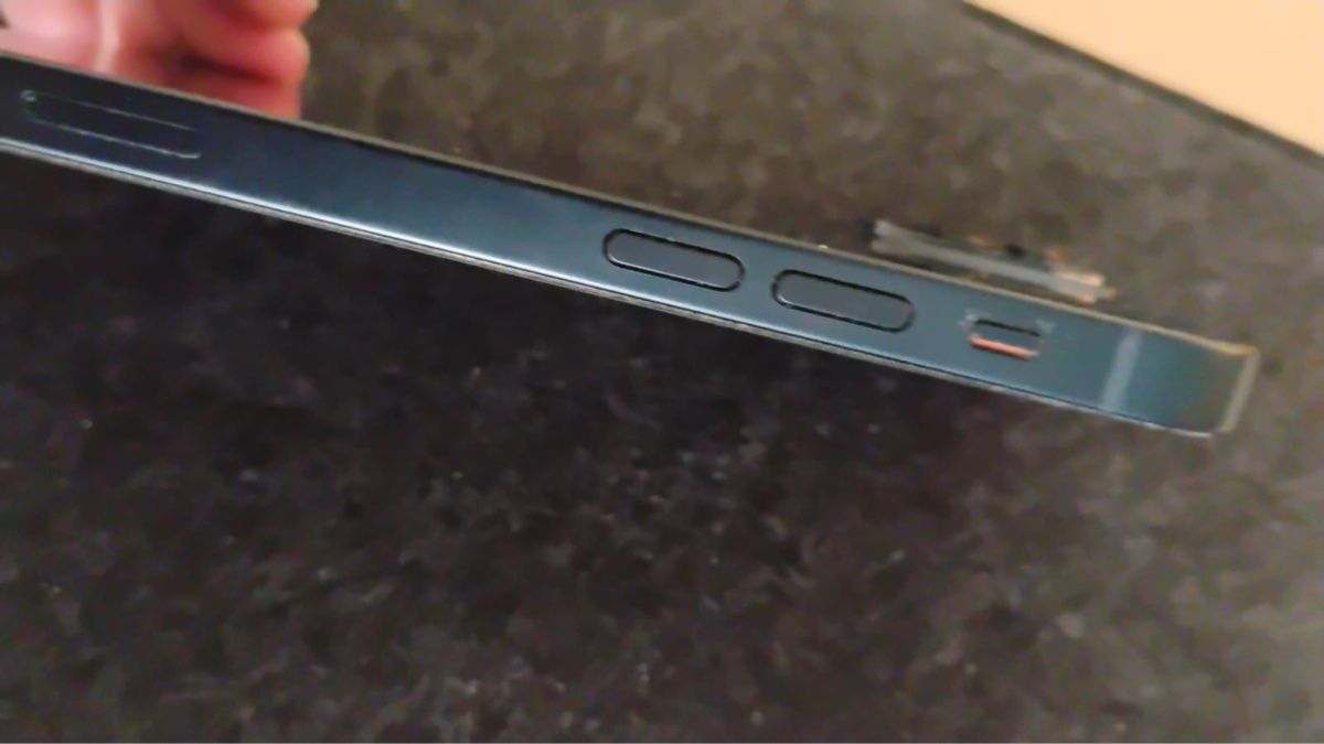 Apple Handys / Smartphones: iPhone 13 mini 128GB 82% battery – Gebraucht aus Dietlikon von clf_g9mp 4