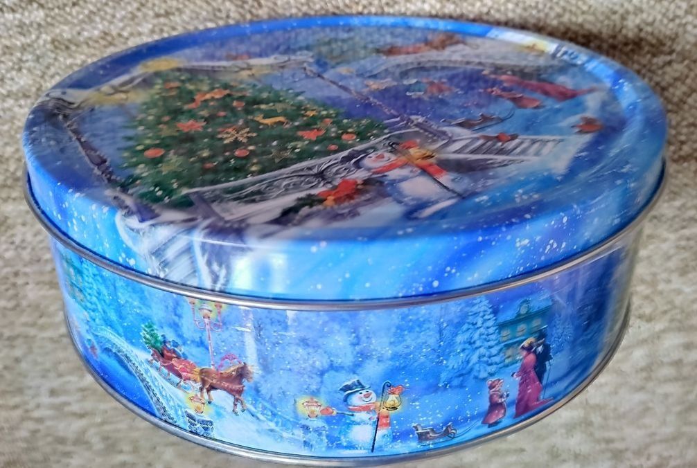 Autres décorations & accessoires: Geschenkbox Weihnachten – D'occasion à Basel par Dan_BS 1